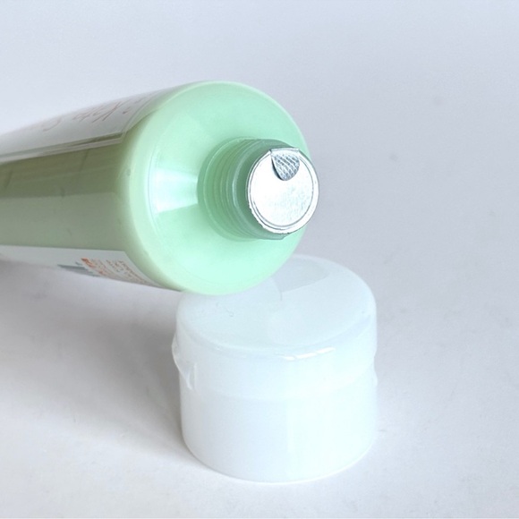 2/$30 Kate Somerville ExfoliKate Cleanser Daily Foaming Wash - Picture 6 of 8